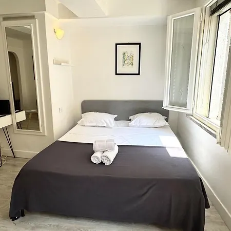 Apartament A Ot Cocon D Augustin Old Town Center