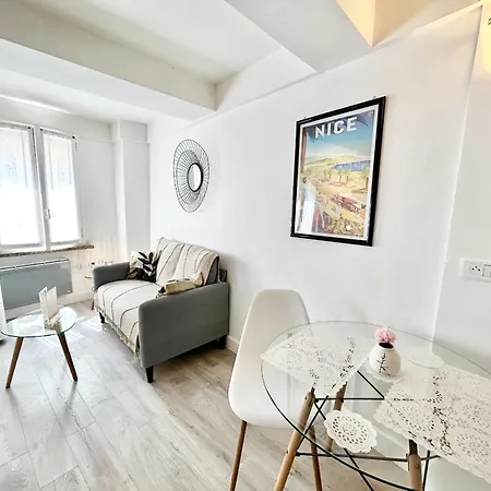 A Ot Cocon D Augustin Old Town Center * Nice