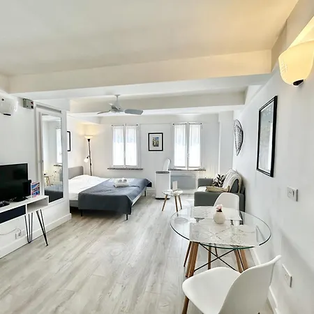 A Ot Cocon D Augustin Old Town Center Apartment Nice